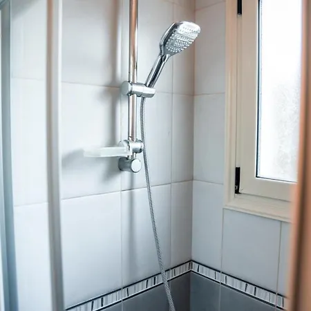 Beautiful Near The Sea And A Large Private Garden Apartment