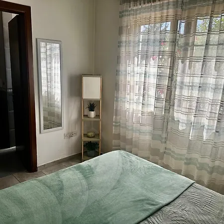 Apartmán Beautiful Near The Sea And A Large Private Garden Paphos