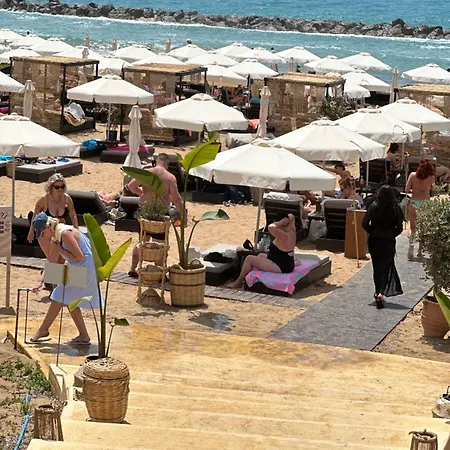Apartment Beautiful Near The Sea And A Large Private Garden