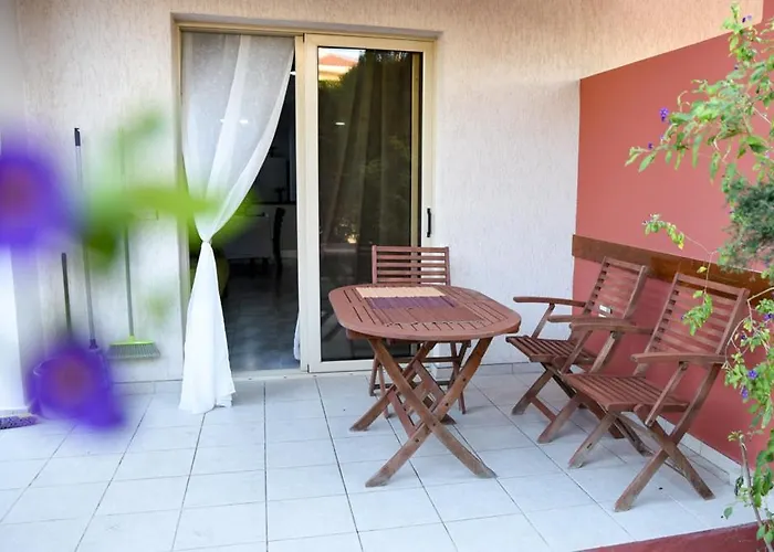 Beautiful Near The Sea And A Large Private Garden Lejlighed *