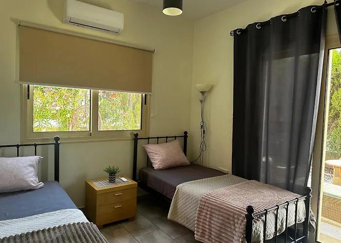 Beautiful Near The Sea And A Large Private Garden Apartmán