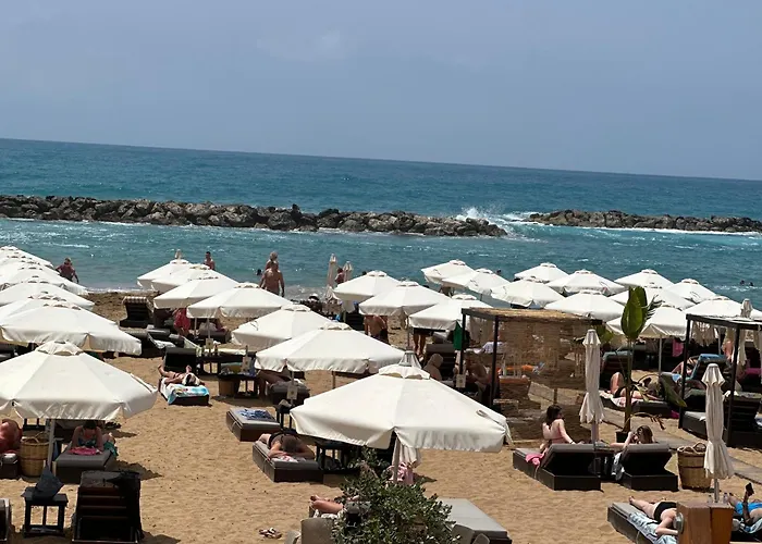 Beautiful Near The Sea And A Large Private Garden * Paphos