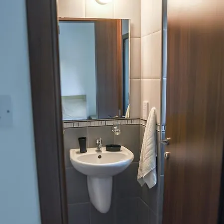 Beautiful Near The Sea And A Large Private Garden Lägenhet