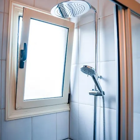 Beautiful Near The Sea And A Large Private Garden * Paphos